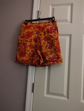 Sassy Jones Floral Print Women’s Shorts